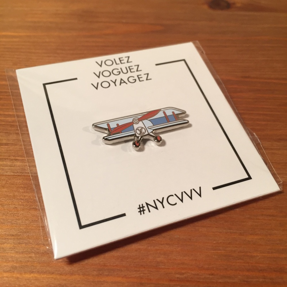 Louis Vuitton Collector Plane Pin